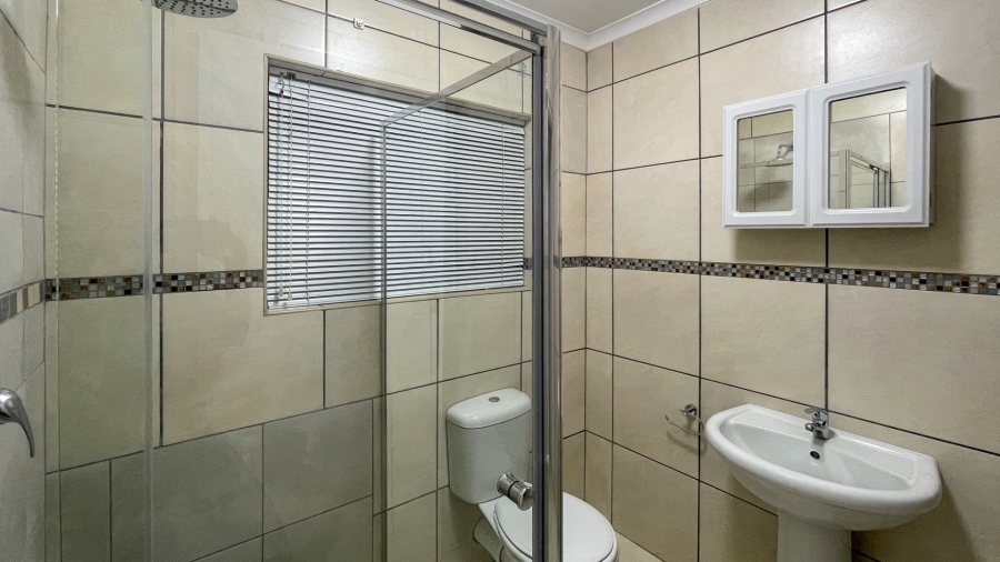 To Let 2 Bedroom Property for Rent in Tergniet Western Cape